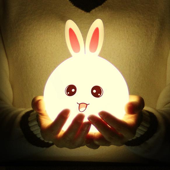 壹秀科技 兔子硅胶灯 拍控 7色变换
