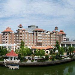 杭州宋城第一世界大酒店1晚+乐园门票+温泉+早餐