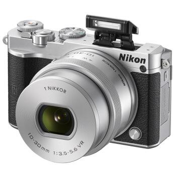 Nikon 尼康 1 J5 无反套机（尼克尔 VR 10-30mm f/3.5-5.6 PD镜头）