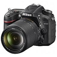 尼康（Nikon）D7200单反套机（AF-SDX尼克尔18-140mmf/3.5-5.6GEDVR）7099元