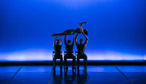 美国纽约克利现代芭蕾舞团《宇宙之光》  上海站