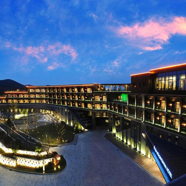 酒店特惠：苏州清山会议中心1晚＋双早＋景点（5选1）门票2张